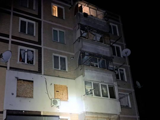В Никополе повреждены многоэтажки и частные дома. Фото ОВА