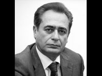 Михайло Резнік