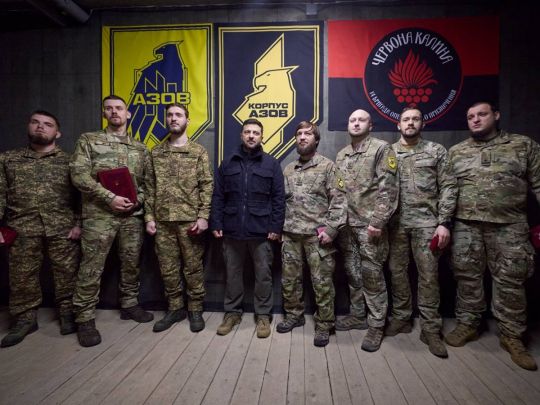 Зеленский посетил бойцов Азова на Добропольском направлении