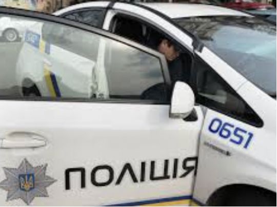 Поліція Києва офіційно закликала громадян повідомляти будь-яку інформацію, яка може допомогти знайти зниклого фото з відкритих джерел