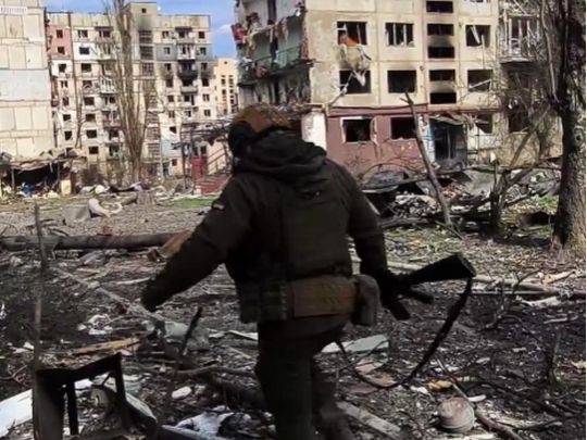Боєць ЗСУ у Покровську. Скриншот відео