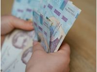 Діти можуть отримувати допомогу від держави, фото з відкритих джерел