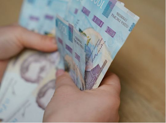 Діти можуть отримувати допомогу від держави, фото з відкритих джерел