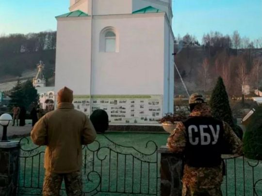 Сотні справ проти “агентів в рясах”: експерт про те, як СБУ позбавляє росіян впливу через церкву