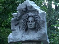 У Коростишеві відкрили пам'ятник Кузьмі Скрябіну&nbsp;— Фото: Суспільне Житомир