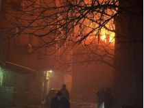 У Дніпрі внаслідок атаки ворога виникли пожежі, фото ДСНС