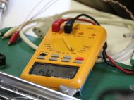 Як&nbsp;захистити оселю та&nbsp;техніку від стрибків напруги: корисні поради
