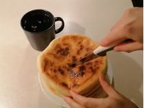 Як приготувати ліниві хачапурі вдома&nbsp;— Фото: скріншот