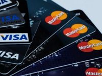 Банківські картки. Фото з сайту https://prompolit.info