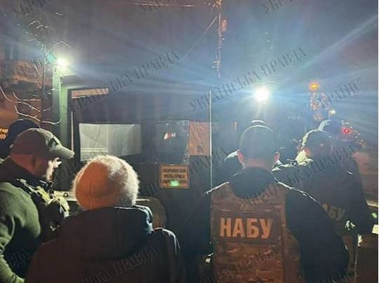 НАБУ та САП прийшли до голови ОП Єрмака. Фото «УП»