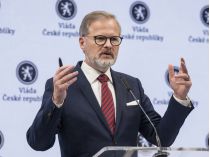 прем’єр-міністр Петр Фіала