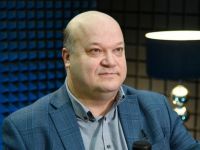 Чрезвычайный и полномочный посол Украины Валерий Чалый