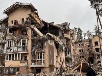Розбомблений Росією будинок в Україні 