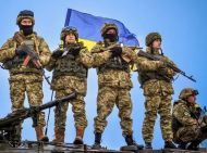 &laquo;Ви&nbsp;стояли міцно, коли в&nbsp;Україну майже ніхто не&nbsp;вірив&raquo;: Зеленський звернувся до&nbsp;військових з&nbsp;нагоди Дня ЗСУ (відео)