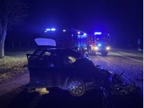 У пасажирський автобус врізався легковик. Фото із сайту Radio Lublin 