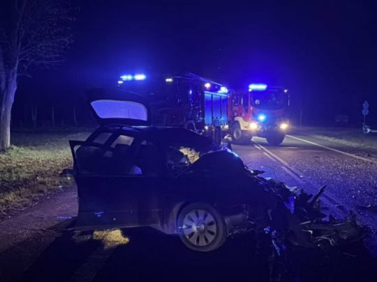 У пасажирський автобус врізався легковик. Фото із сайту Radio Lublin 