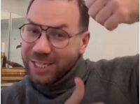 дизайнер Андре Тан