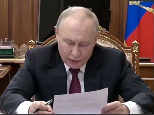 путін виступає на нараді, фото скріншот відео
