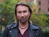 Безкоштовно співають тільки пташки в&nbsp;небі: куди зник Олег Винник, і&nbsp;чому не&nbsp;приїжджає з&nbsp;концертами в&nbsp;Україну (відео)