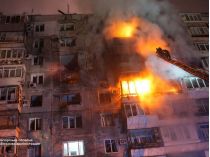 «Шахед» вдарив по багатоповерхівці у Запоріжжі. Фото ОВА
