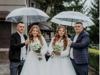 20-летние сестры-близнецы Марина и Карина