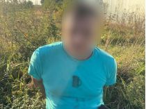 Под Киевом в поезде 22-летний парень ранил пассажира ножом