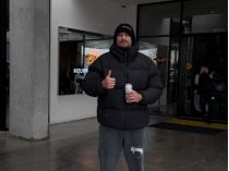 Тарас Цимбалюк з друзями завітав до Буковеля. Фото із соцмережі