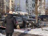 В Киеве взорвался внедорожник - Фото: Життя ОБОЛОНЬ Київ