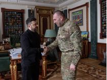 Василь Малюк займатиметься «асиметричними операціями». Фото зі сторінки Володимира Зеленського