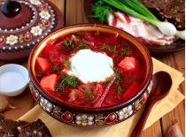 Секрети ідеального борщю&nbsp;— Як приготувати борщ&nbsp;— Фото: ua.depositphotos.com