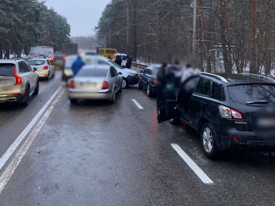 Ожеледиця у Києві паралізувала дороги&nbsp;— Фото: Патрульна поліція Києва