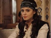 Звезду сериала "Великолепный век" задержали во время наркорейда, фото из открытых источников