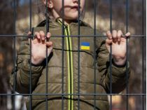 Українська дитина за ґратами 