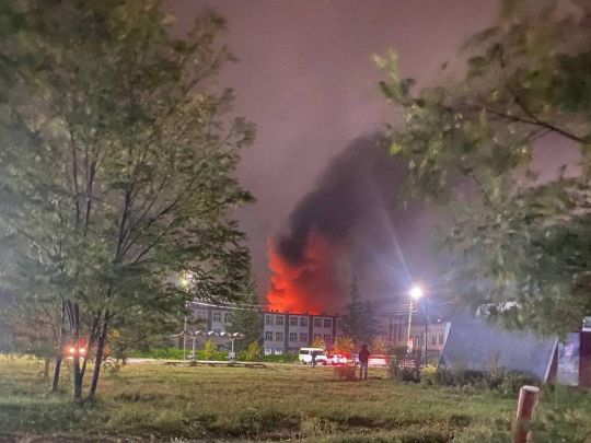 Під Брянськом уражений завод, який бере участь у виробництві дронів (фото, відео)