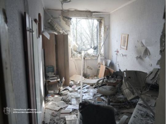 Русские ударили по роддому в Запорожье, фото ОВА