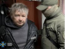 Коригувальником виявився завербований ворогом 63-річний охоронець місцевої автошколи, фото СБУ