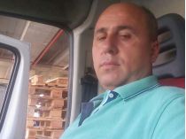Водій Тевфік Бекташ. Фото із сайту https://www.iha.com.tr/