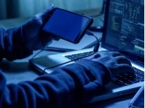 Українські хакери створили мережу каналів і ботів, де пропонували послуги з активації Старлінк, фото з відкритих джерел