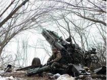 артилерійська зброя 