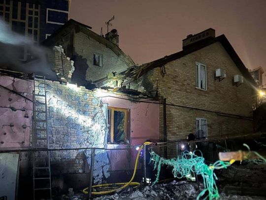 Зруйновані будинки в Києві. Фото ДСНС