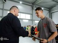 &laquo;Повертаю голову&nbsp;&mdash; вантажівка суне по&nbsp;дорозі і&nbsp;давить легковики. Водій без свідомості&raquo;: як&nbsp;19-річний киянин зупинив некеровану фуру й&nbsp;запобіг трагедії
