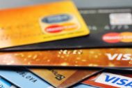 Пенсіонерам можуть заблокувати картки: хто ризикує втратити пенсії