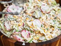  салат из молодой капусты с курицей