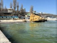 Екологи пояснили, чому Чорне море в&nbsp;Одесі стало жовтим (фото, відео)