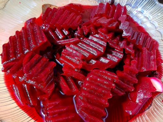Маринований буряк