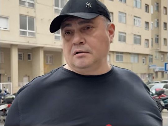 Фото: Юрий Корявченков в Испании. Скрин видео «Украинской правды» 