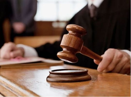 Будинок футболіста Марлоса продали за підробленими документами, фото з відкритих джерел