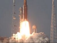 Старт ракети-носія Space Launch System від Boeing. Фото&nbsp;— скрин відео 