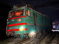 Вантажівка &laquo;зіштовхнула&raquo; з&nbsp;рейок пасажирський поїзд на&nbsp;Харківщині (фото)