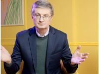 Игорь Кондратюк и шоу "Караоке на Майдане" возвращаются в эфир, фото скриншот видео